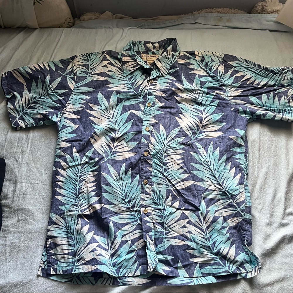 Men's Leaf Pattern Casual Button Down Shirt